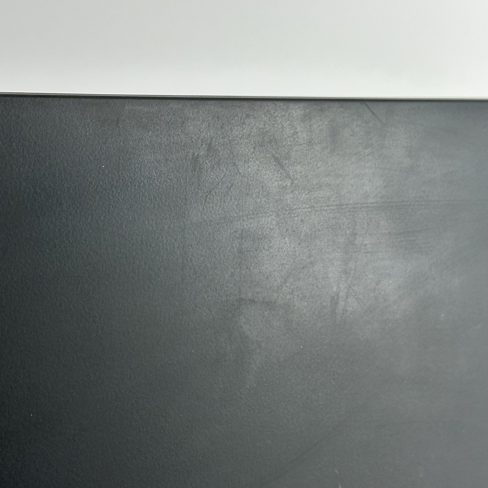 Lenovo ThinkPad T16 Gen 2 Black FHD+ 1.7 GHz i7-1355U 16GB 512GB SSD Yellow Hue