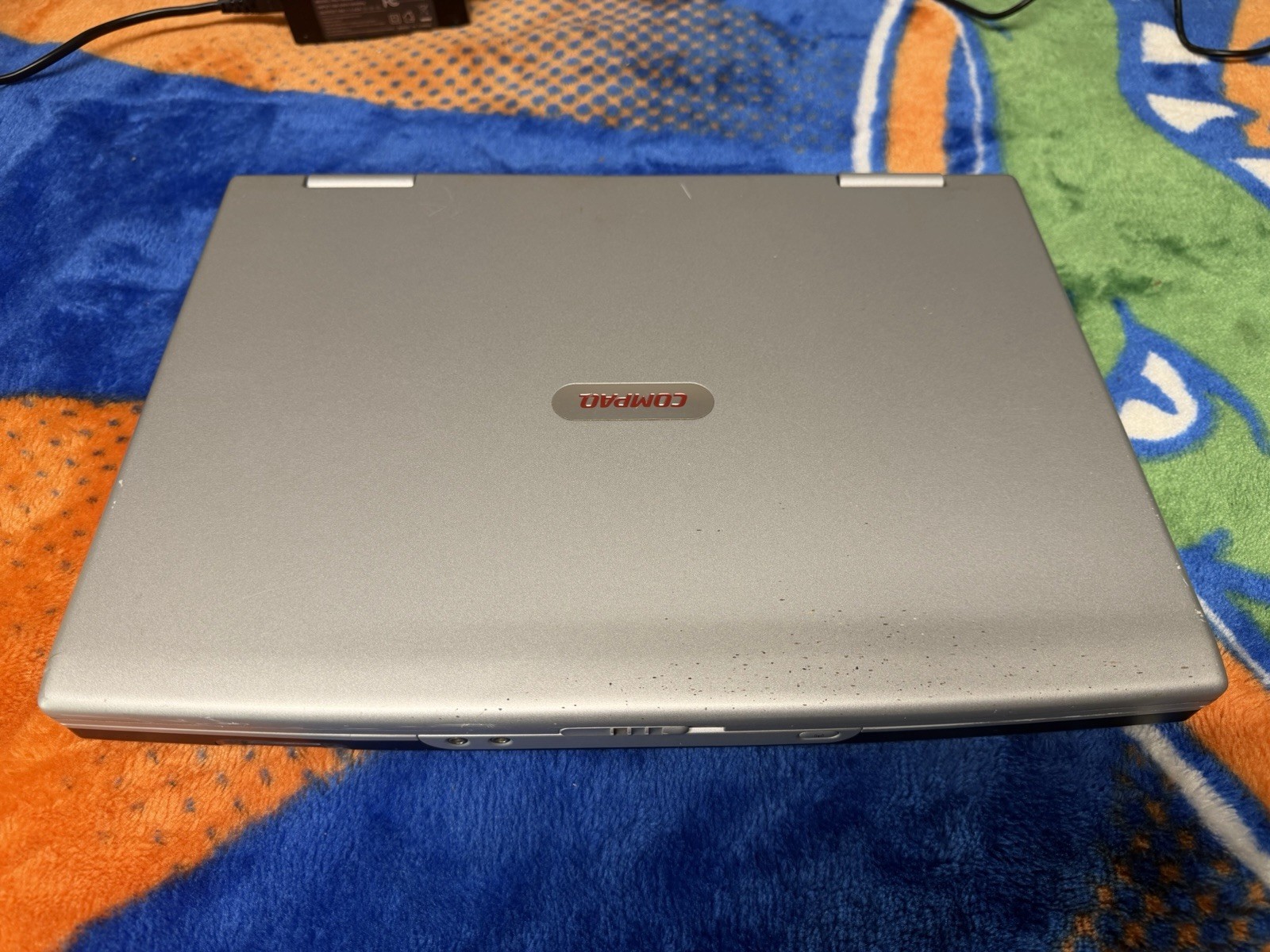 Vintage HP Compaq X1000 Laptop 15.1 TFT, WinVista, Cen 1.73 GHz, 30 GB, 1.5 DVD
