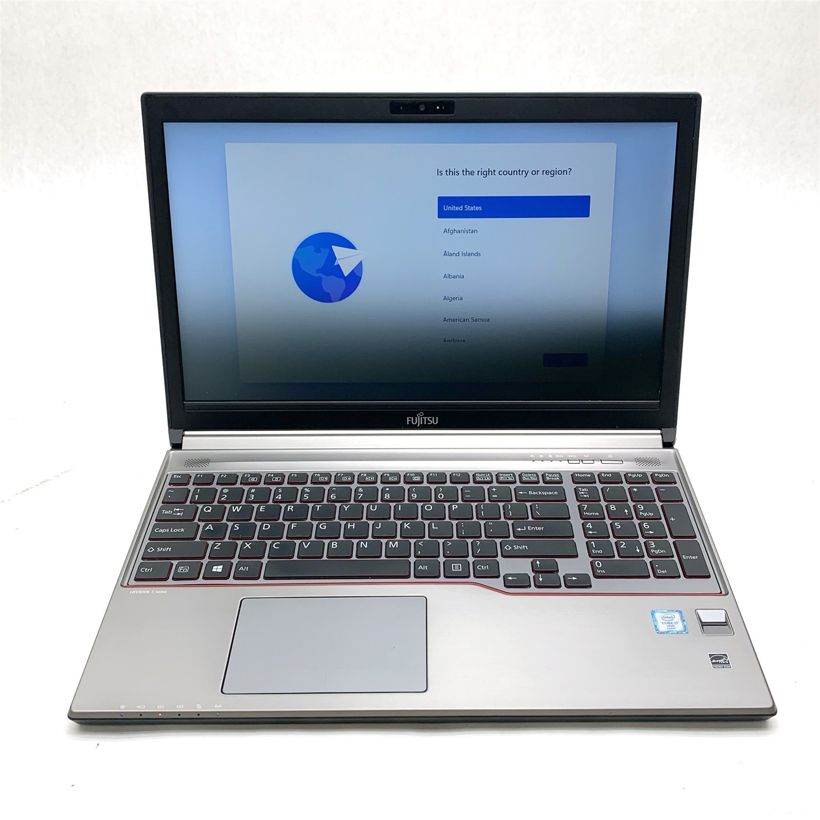 Fujitsu Lifebook E756 15″ Intel i7-6600U 2.60GHz 8GB 240GB SSD Win11 Dark Screen
