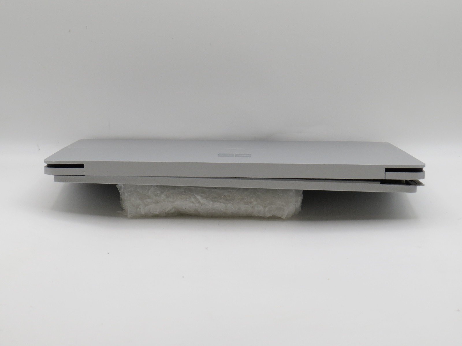 i7-11370H @ 3.3GHz 32GB DDR4 RTX 3050 Ti 14″ touch No HDD/OS/AC *REPAIR*