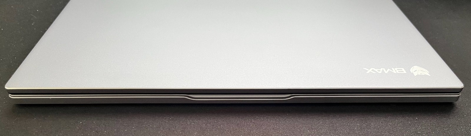 BMAX Y11. 11”. 1.10GHz Intel N4120 Quad-Core.256GB SSD.8GB.Windows 11 Pro (25H2)