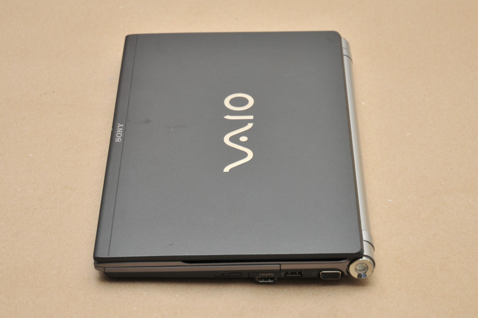 Sony VAIO VGN-Z540E C2Duo P8600 GeForce 9300M GS 320GB HDD 3GB RAM Windows Vista