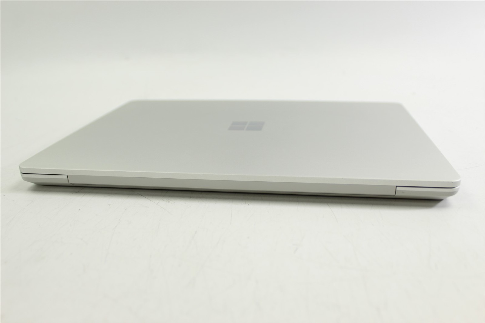 Microsoft Surface Laptop Go 2 2013 12.4″ i5-1135G7 256GB SSD 16GB RAM W11H
