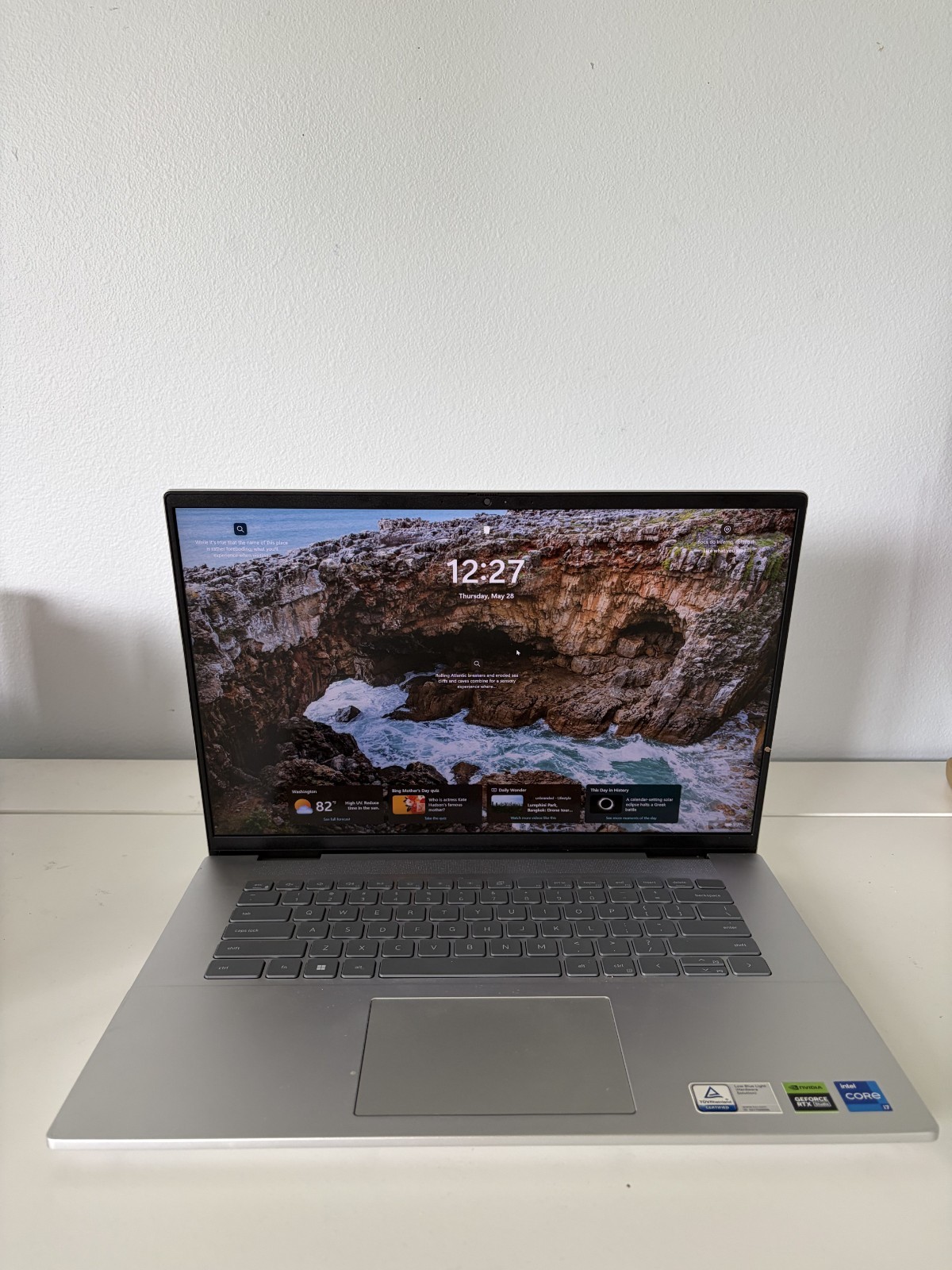 Dell Inspiron 16 Plus (7630) – i7, RTX 4060, 32GB RAM, 2TB SSD