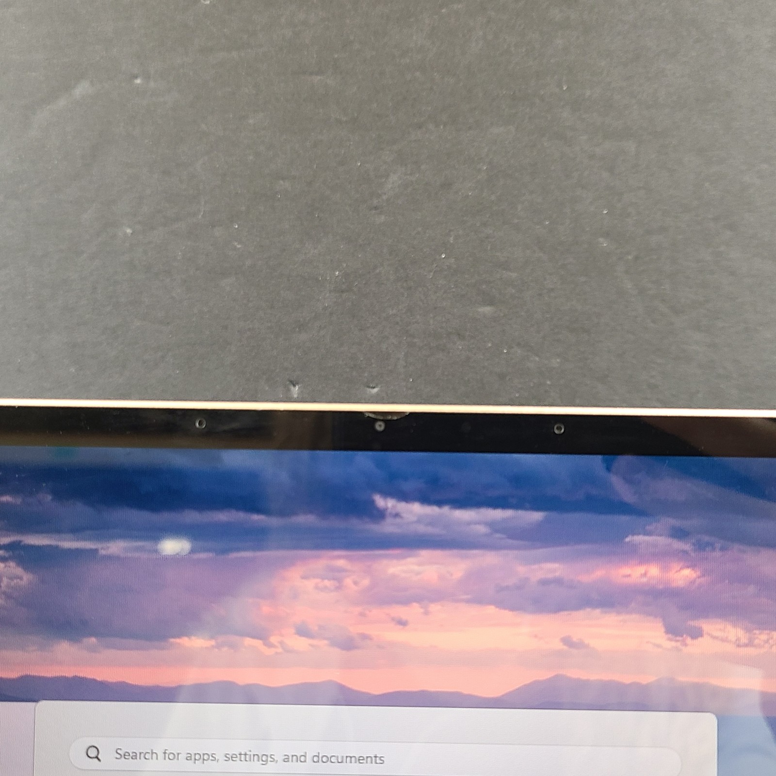 Surface Laptop Go 1943 – 12.4″ – i5-1035G1 CPU @ 1.00 GHz – 128GB SSD – 8GB RAM