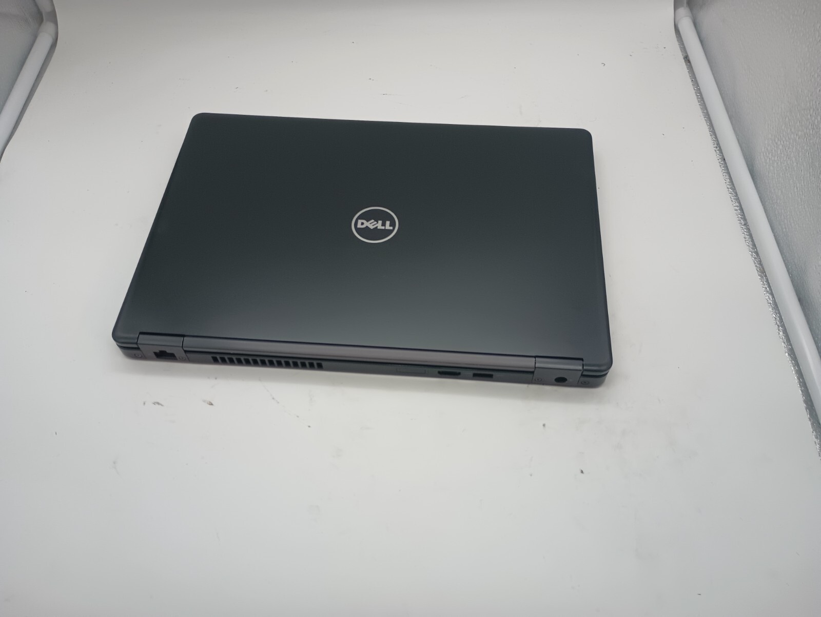 8146 Latitude5480 w/charger. (No webcam!!)i5 6th gen.8GB.128GB SSD.14″.W11.
