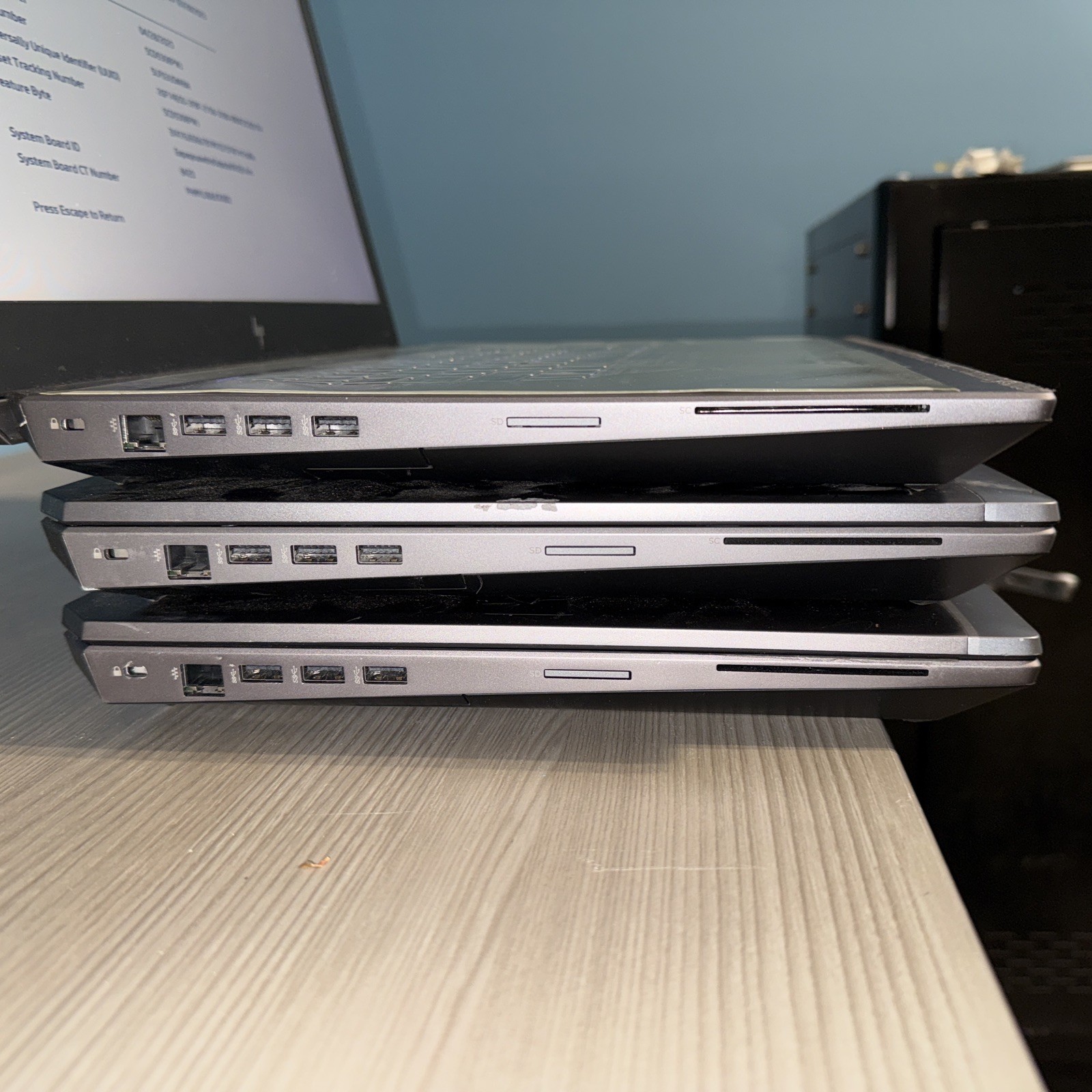 Lot of (3) HP ZBook 17 G5 G6 17″ Laptops Intel Core i5 8th 9th Gen 8GB RAM *READ