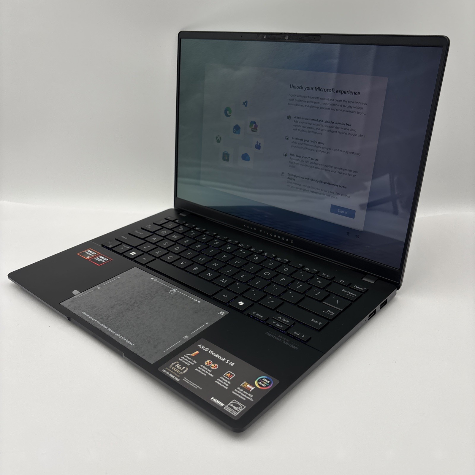 Asus VivoBook S14 14″ 3K OLED 120Hz Ryzen AI 9 24GB SSD W11 512GB Neutral Black