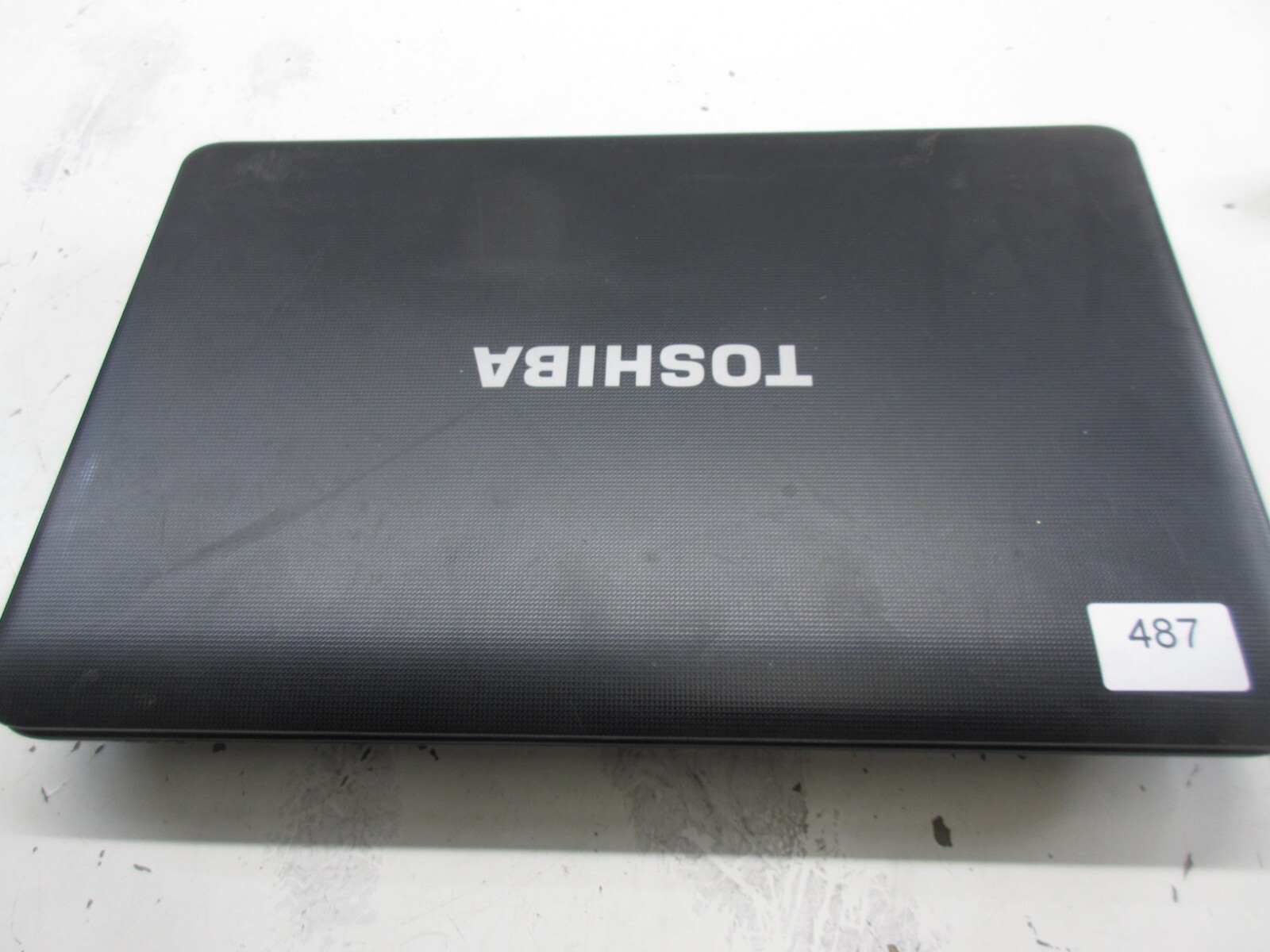 Toshibia Satellite C655D-S5200 AMD C-50 1.00GHz 3GB NO HDD No Batt