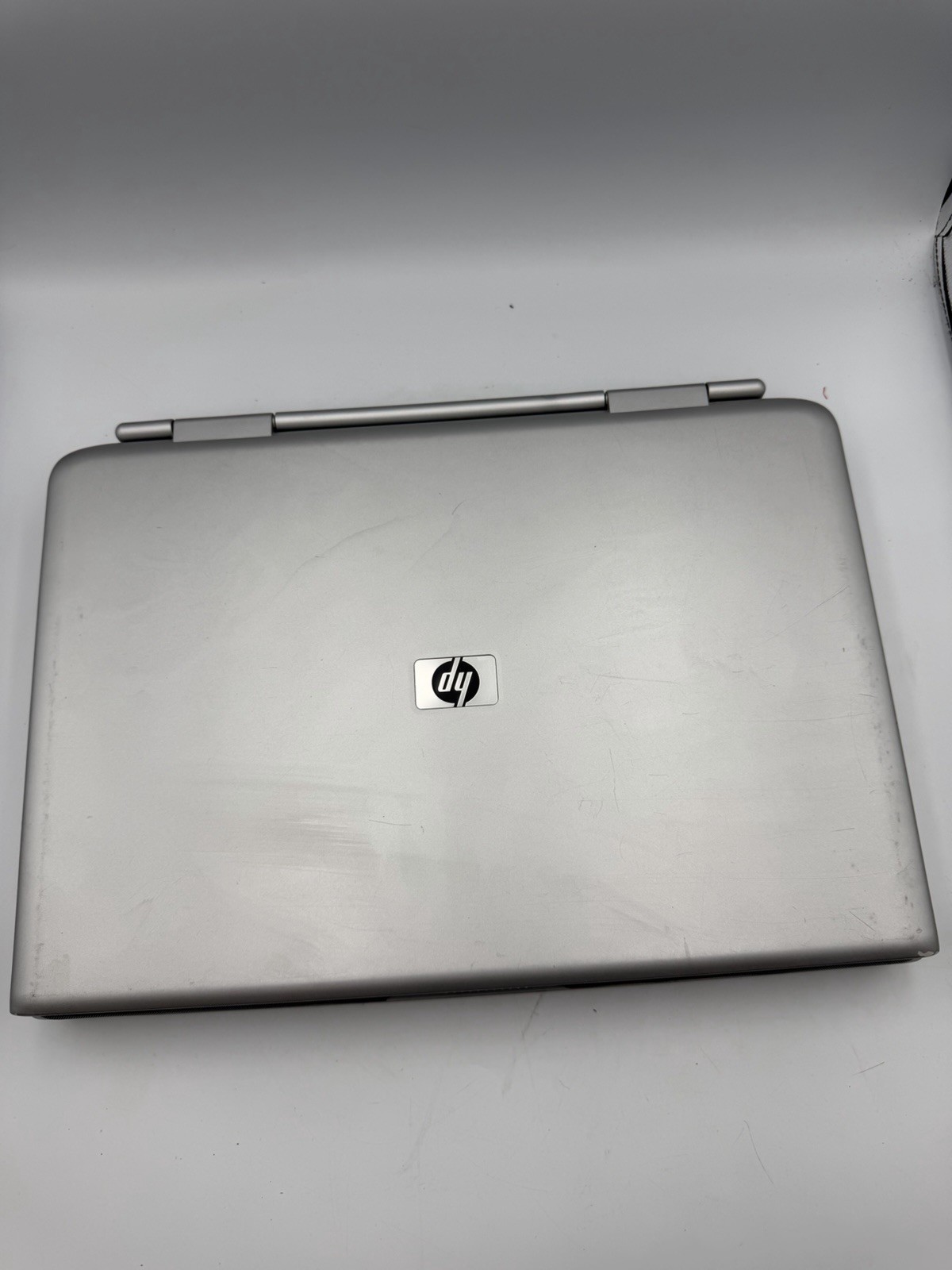 HP Pavilion zd8000 Laptop AS-IS Untested No Charger HDD RAM Included