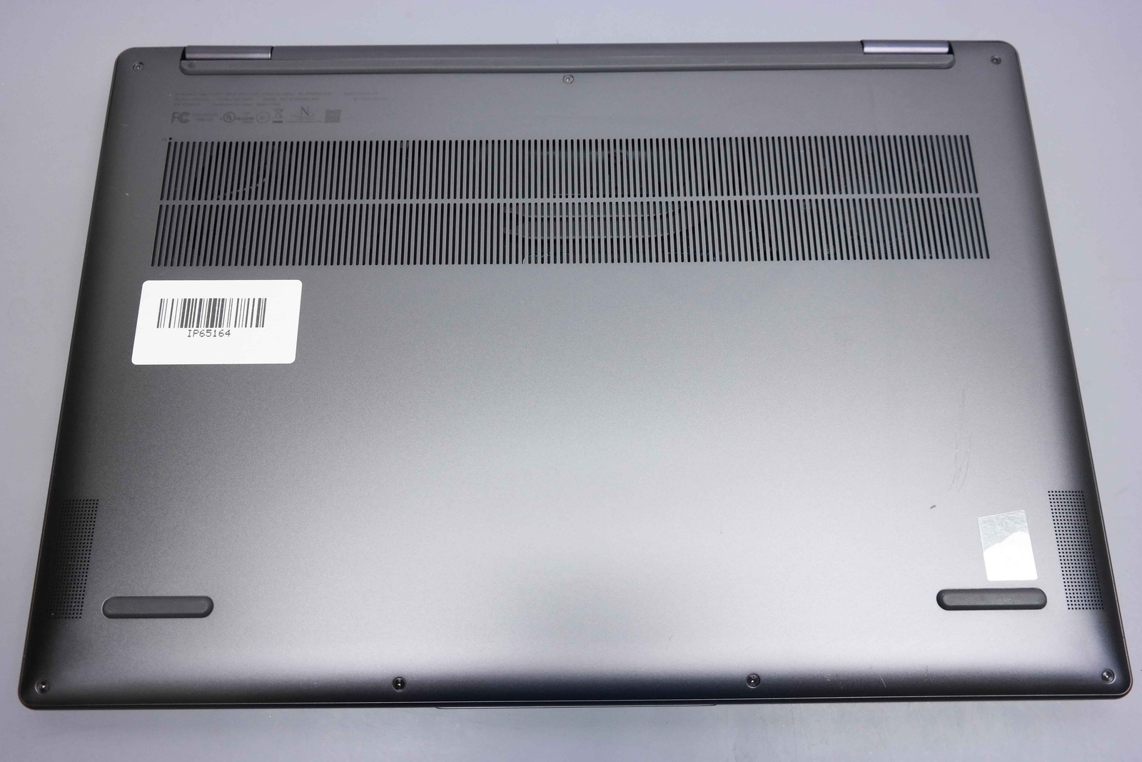 Lenovo Yoga 7 16IAP7 16″ Core i5-1240P 8GB 256GB SSD Storm Gray