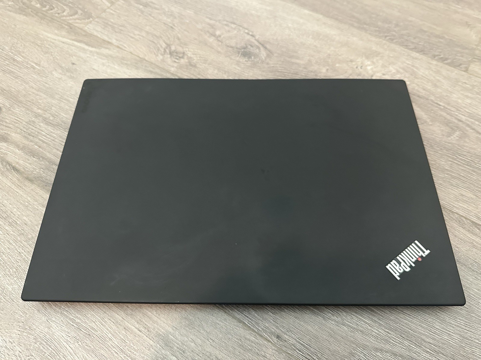 LENOVO THINKPAD X1 CARBON i7 7600U 2.80GHz 16 GB RAM (For Parts)