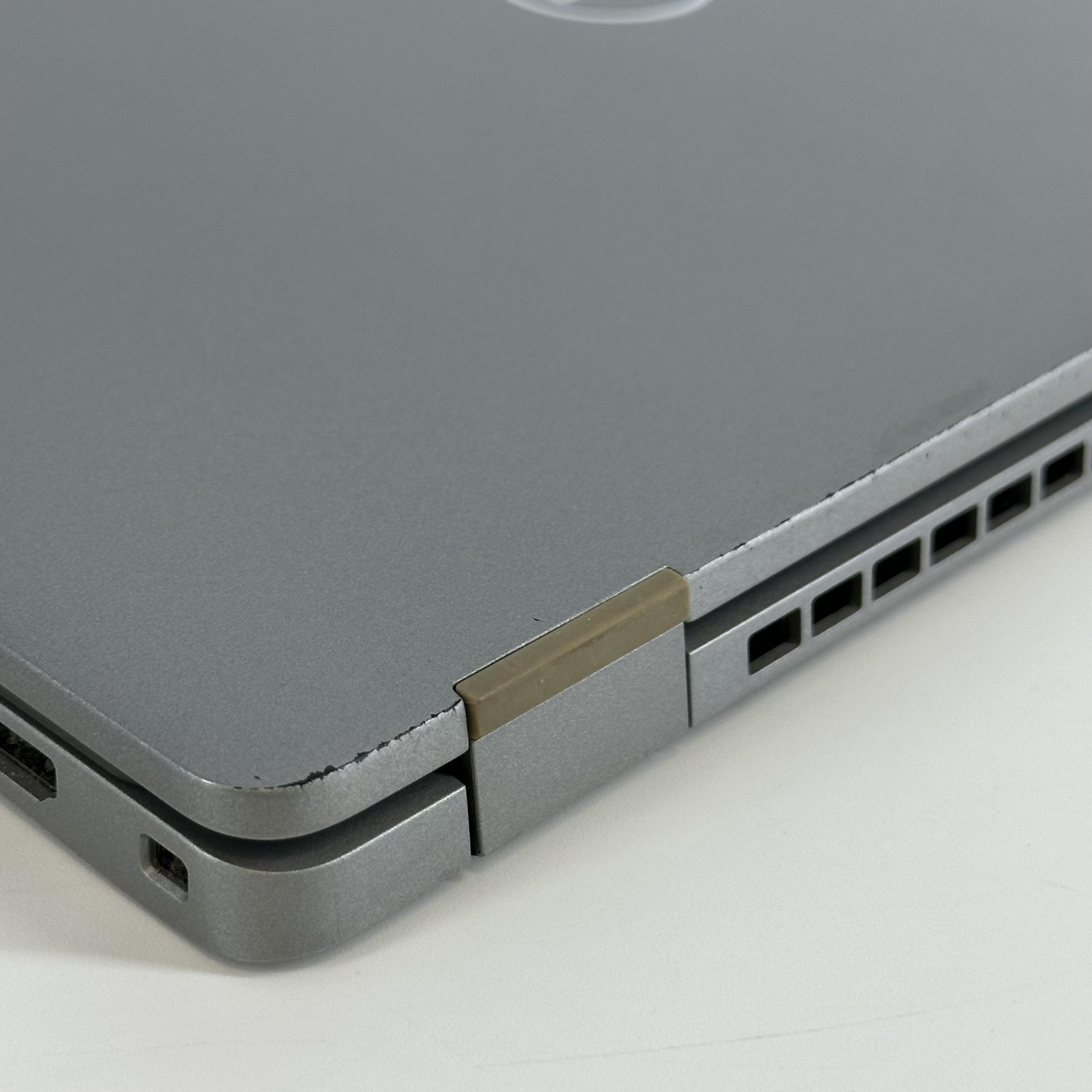 Dell Latitude 5320 13.3 2021 Gray FHD i5-1145G7 2.60GHz 16GB 512GB SSD Good