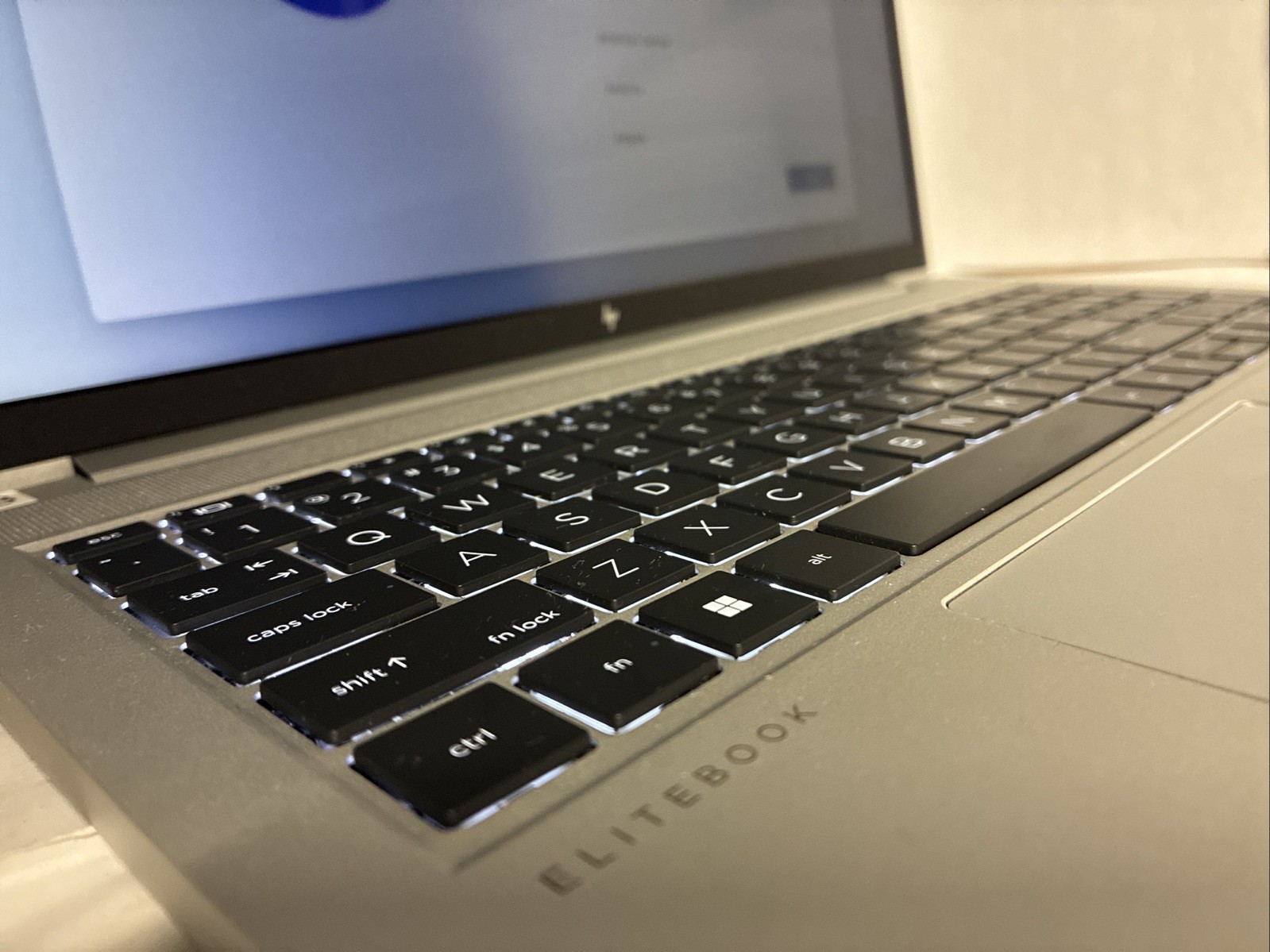 HP EliteBook 650 G9 15.6″ i5-12th Gen 16GB RAM 238GB SSD Win 11 charger-used