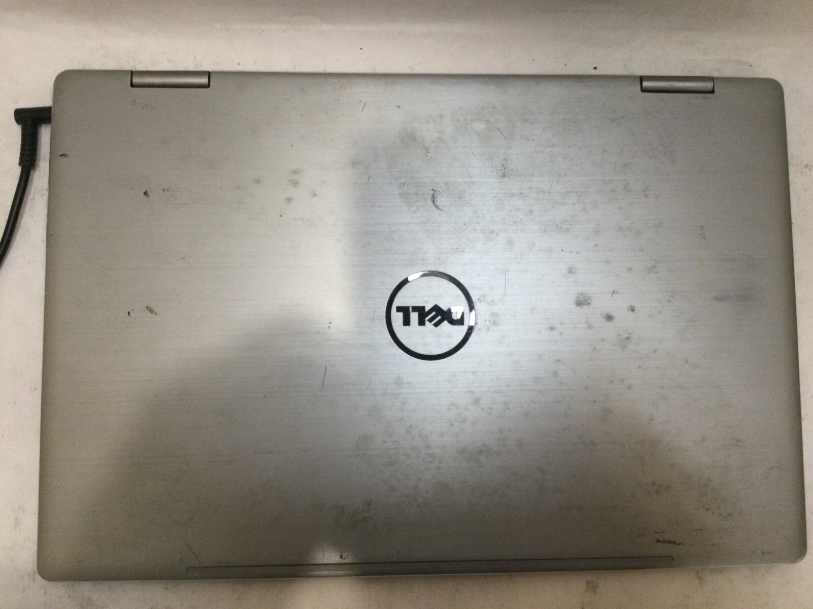 Dell Inspiron 7569 / Intel Core i7-6500U @ 2.50GHz / (CRACKED/MISSING PARTS!) MR