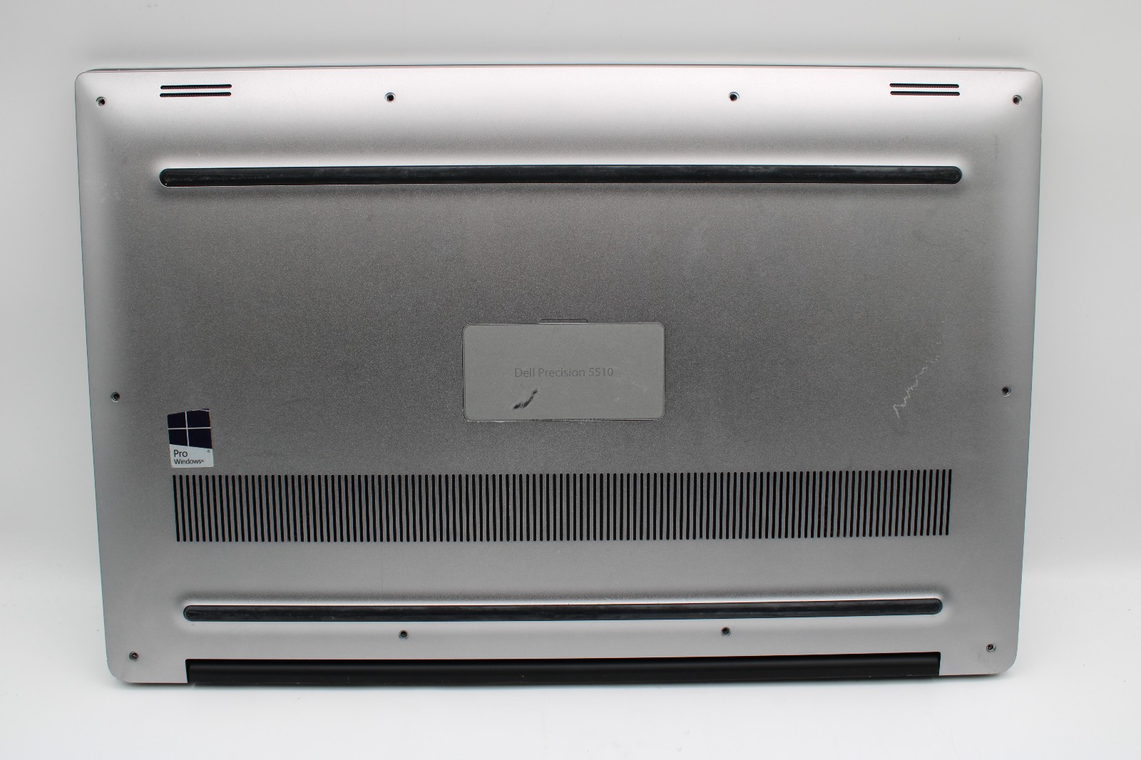 Dell Precision 5510 i7-6820HQ @ 2.7 GHz 16GB RAM 256GB SSD NVIDIA M1000M No OS