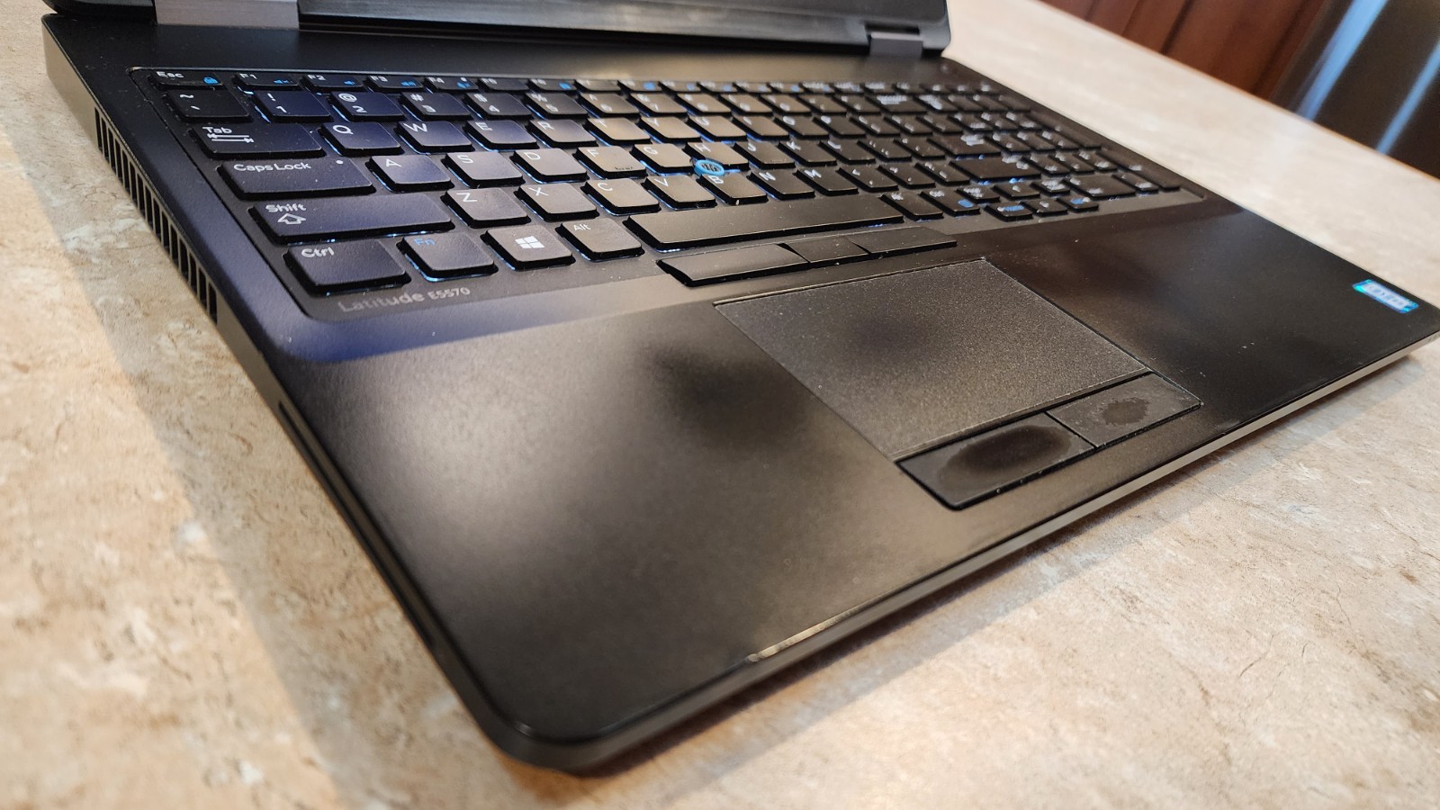 DELL LATITUDE E5570 15.6″ FHD INTEL CORE I5-6300U 256GB SSD 16GB RAM HDMI WIN11