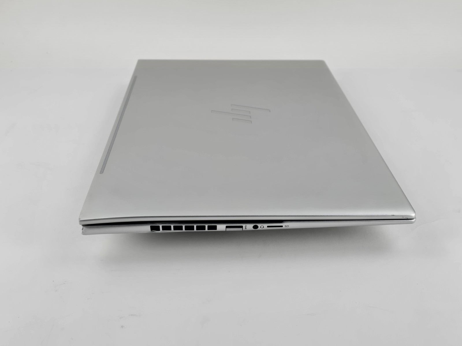 HP ENVY 16″ 120Hz Touch (Intel i7-13700H, 16GB, 1TB SSD, RTX 4060) – Used – READ