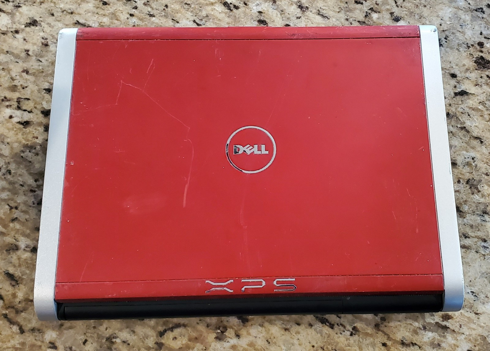 Dell XPS M1330 13″ Laptop, no Hard Drive