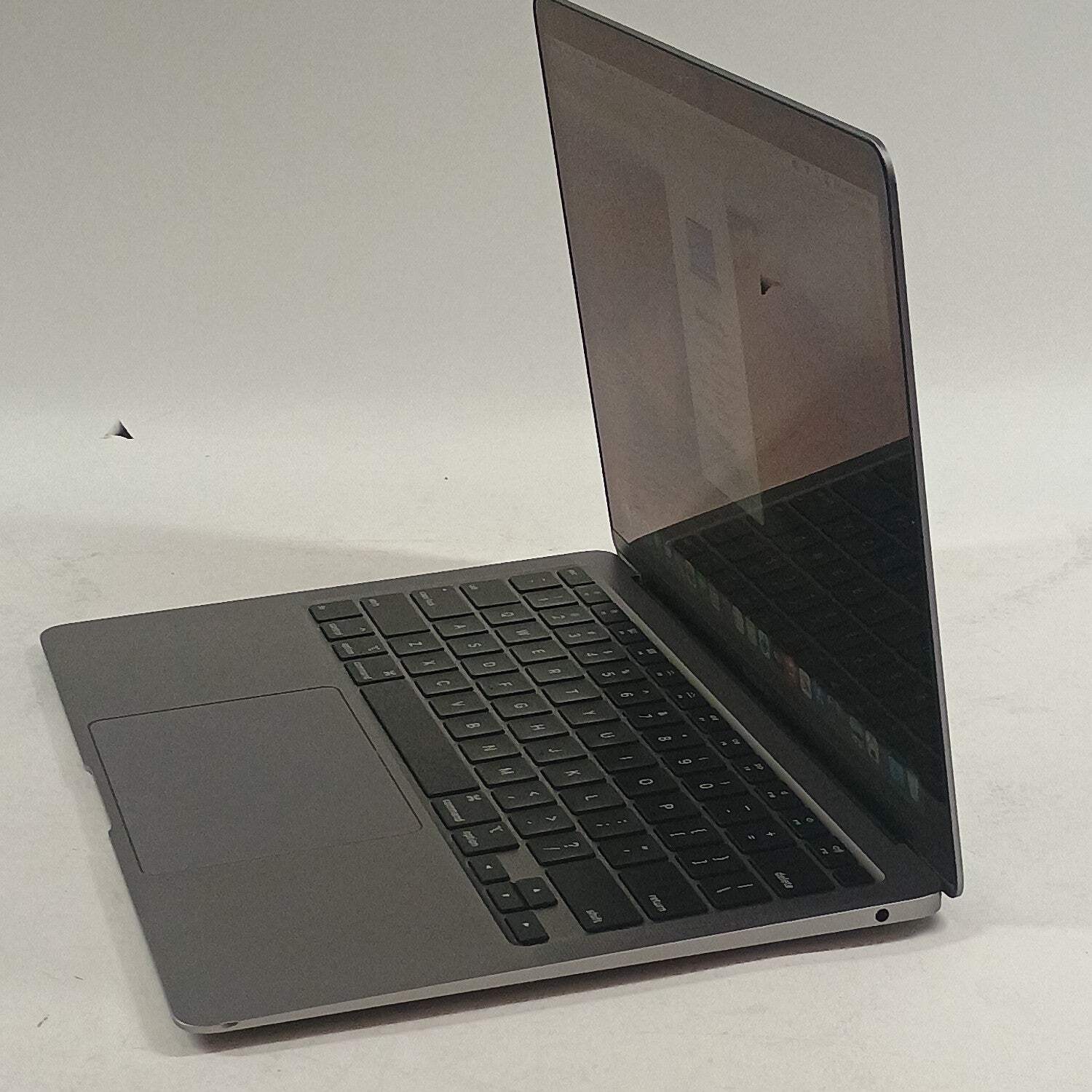 Broken 2020 Apple MacBook Air 13.3″ i3 1.1GHz 8GB RAM 256GB SSD Battery Service