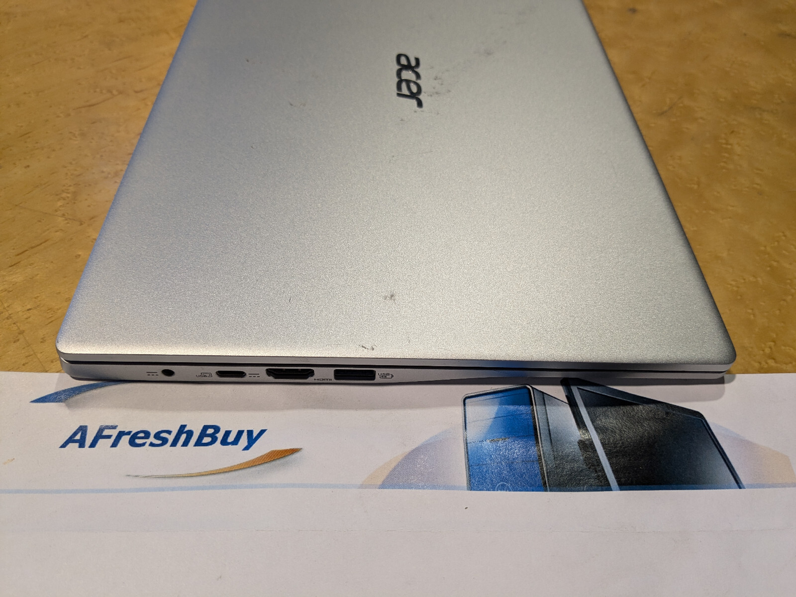 Acer Swift 3 SF314-42-R2YT 14″ FHD AMD Ryzen7 4700U 8GB Ram 256GB SSD No OS