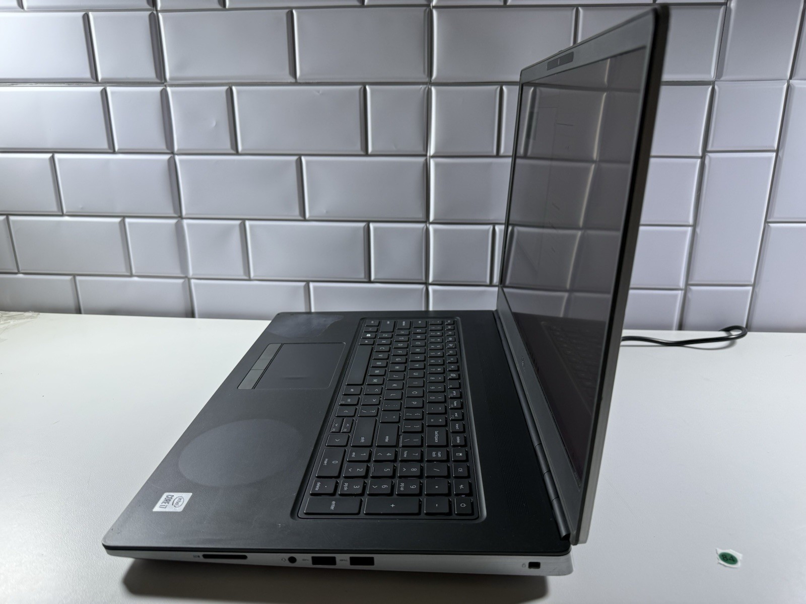 Dell Precision 7750 17.3” I7-10850H 16GB RAM 512GB RTX 3000 Win 11P NO BATTERY