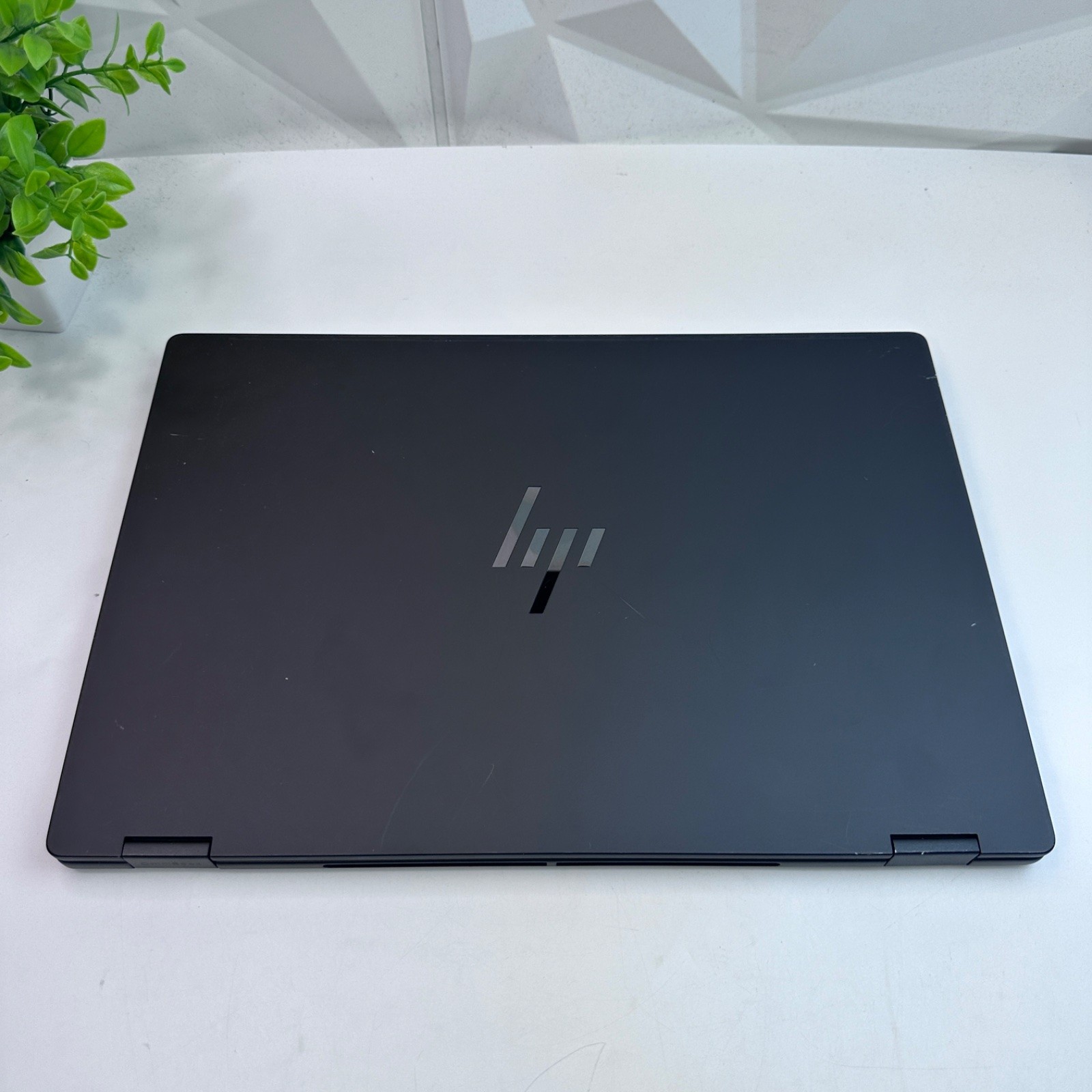 HP OmniBook X Flip 16 Laptop 16″ WUXGA Touch, Ultra 7 258V, 32GB, 2TB *Pls READ*