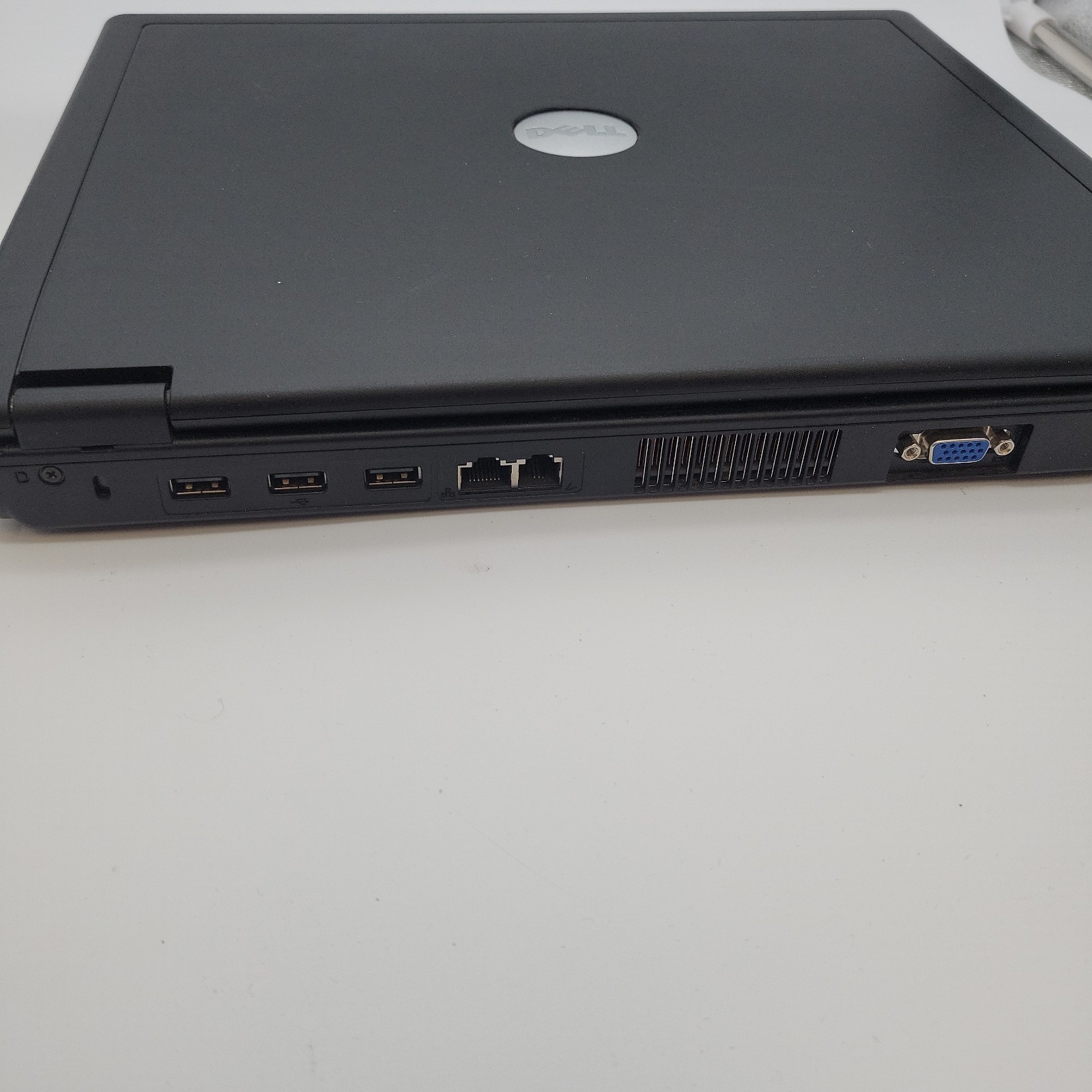 DELL INSPIRON 2200 Intel Celeron M processor 1.40GHz RAM 1.25GB L129