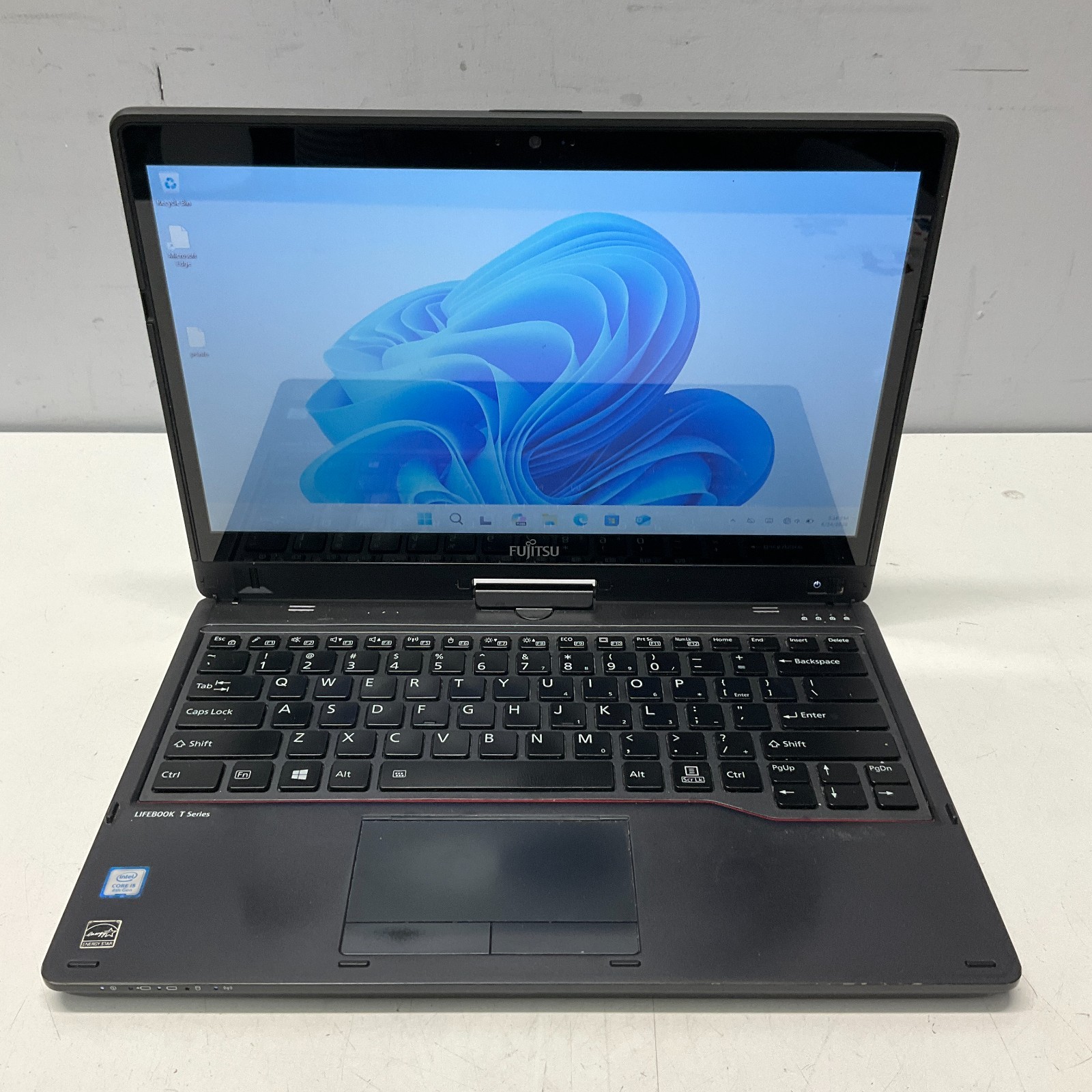 Fujitsu Lifebook T938 Laptop Intel Core i5-8250U @ 1.60 GHz 8GB 128GB SSD Win 11
