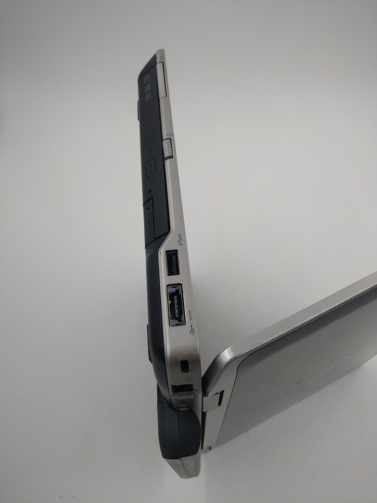 Dell Latitude E6330. Core i7, 8 GB RAM, 500 HDD, NEW BATTERY.