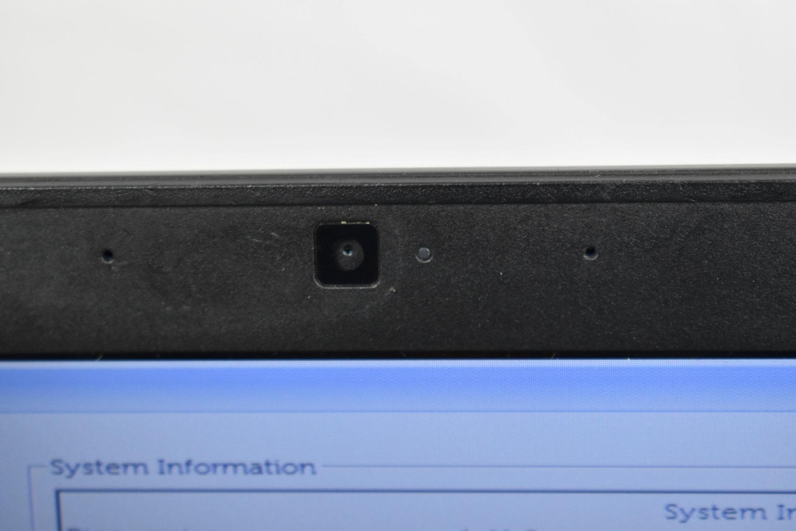 Dell Latitude 7290 Laptop i5-8350U 1.7GHz 16GB 256GB SSD 12.5″ No OS *See Issues