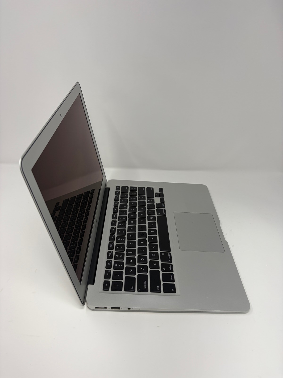 Apple MacBook Air i5-3427U 4GB RAM 128 GB SSD Mid 2012 DEFECT