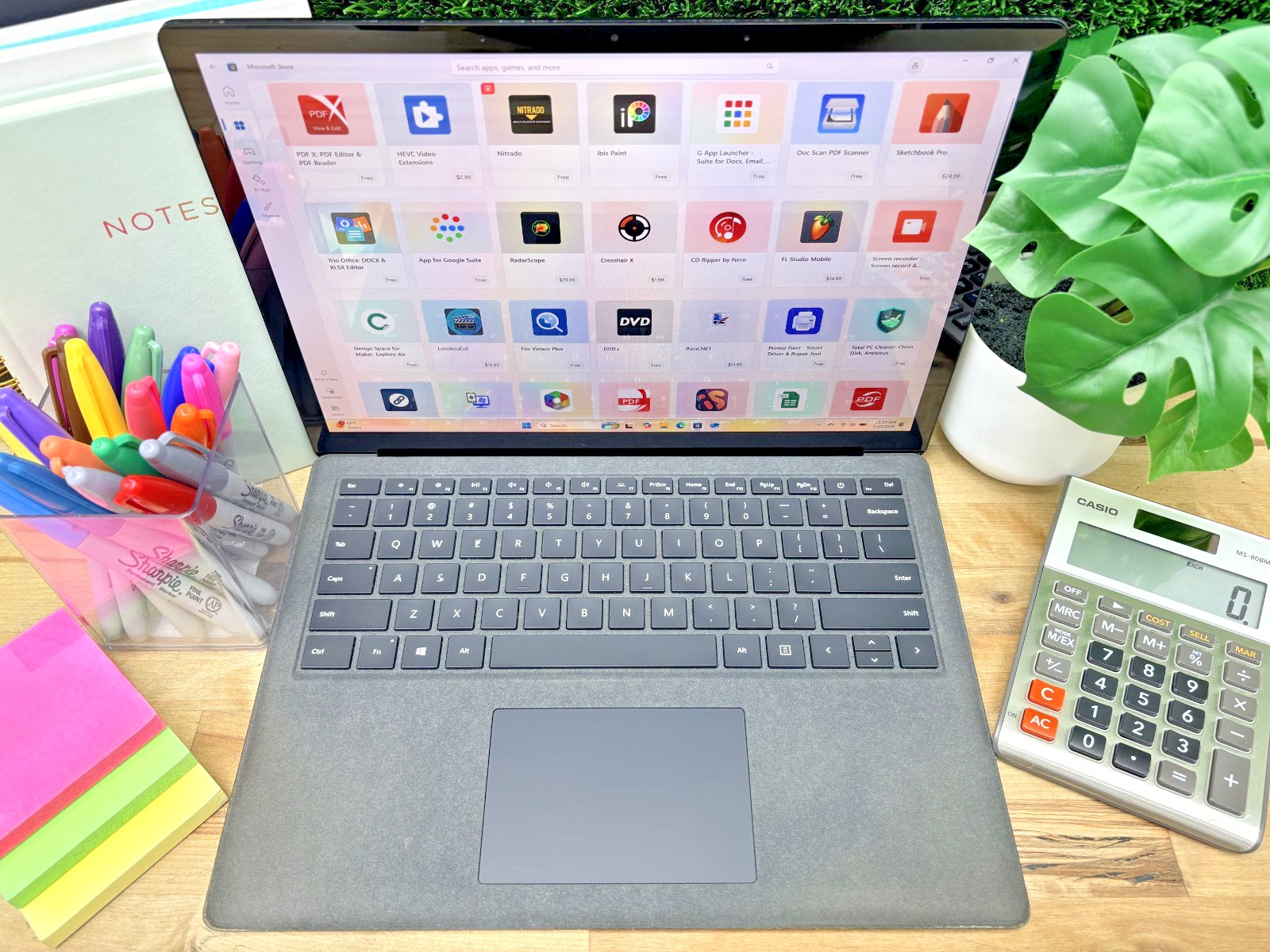 Microsoft Surface Book 2 Intel i7-8th Gen 1.90GHz 16GB RAM 512GB SSD Win 11 Pro*
