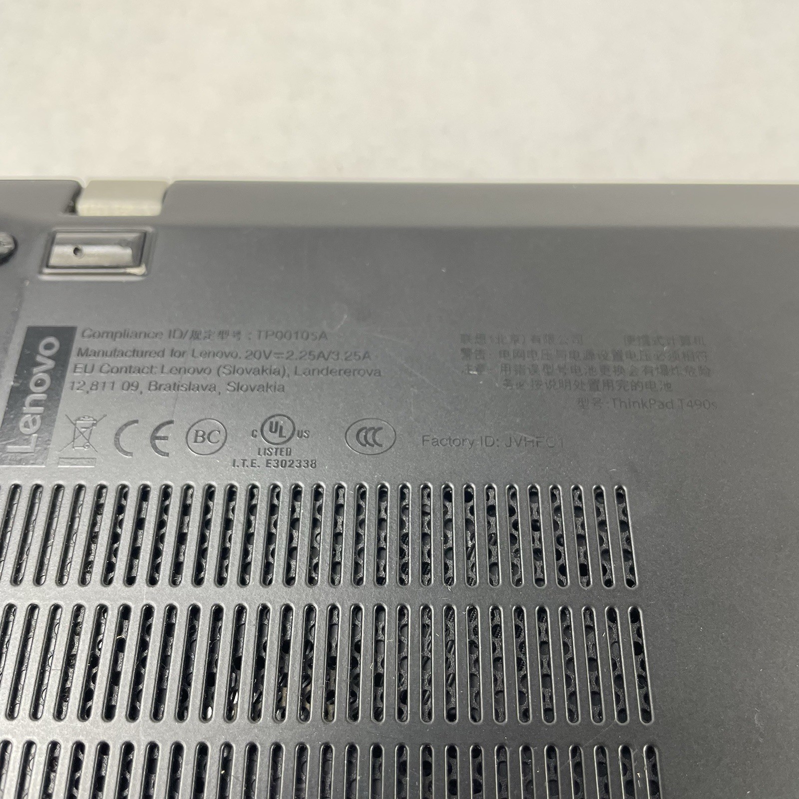 Lenovo ThinkPad T490s 14″ i5-8365U 1.60 GHz 8 GB RAM No SSD/OS/AC – Logo