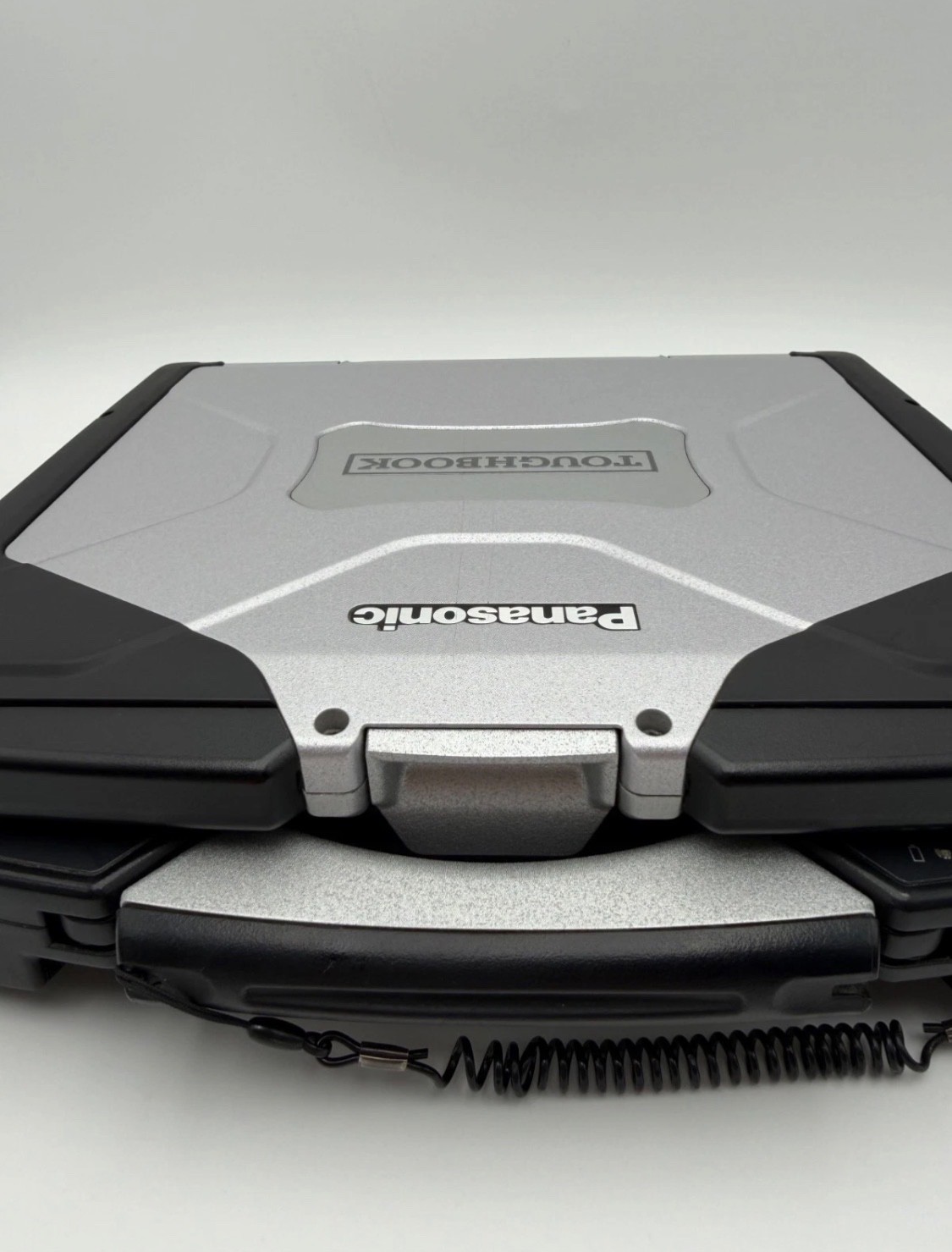 Panasonic Toughbook CF-31 MK6 i7-7600U Touch 16GB 256 SSD Win11pro 4G/DVD -Clean