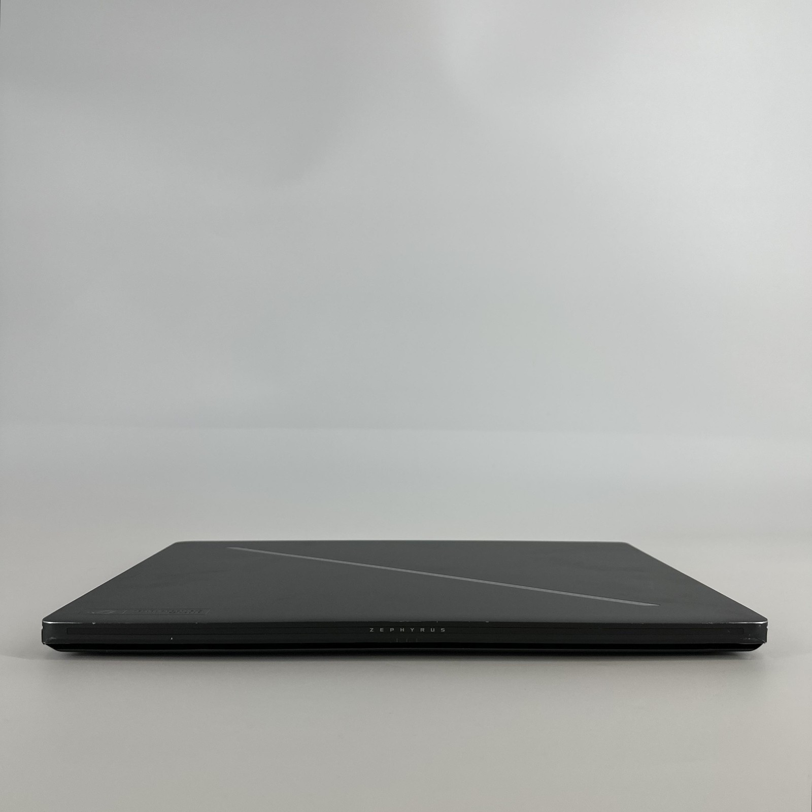 Asus ROG Zephyrus G16 GU605 16 QHD+ 2.5GHz Ultra 9 185H 32GB 2TB/1TB RTX 4080