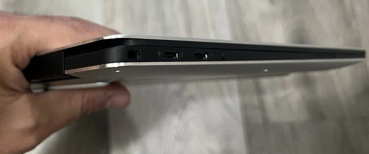 Dell XPS 13 7390 13” Laptop i3 10th Gen CPU 4G RAM 120G SSD Win 11 PRO + AC