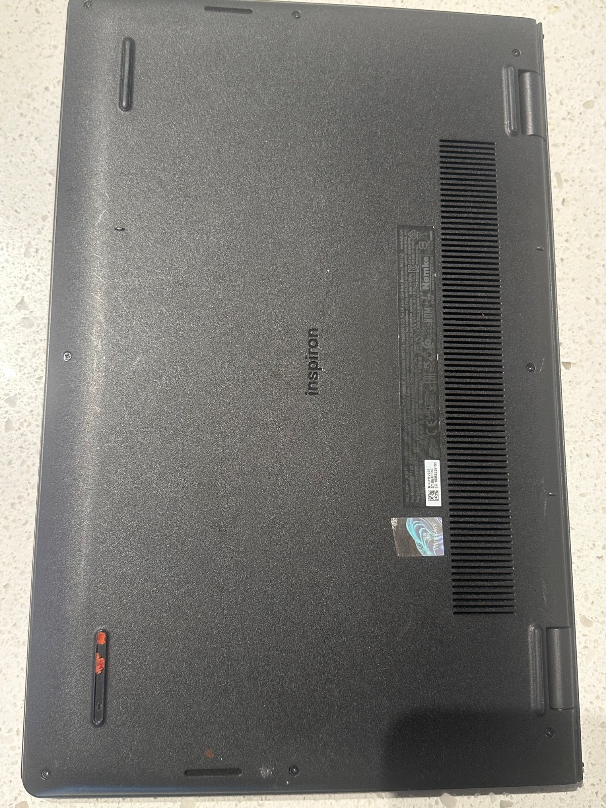 dell inspiron 15 3520 laptop computer