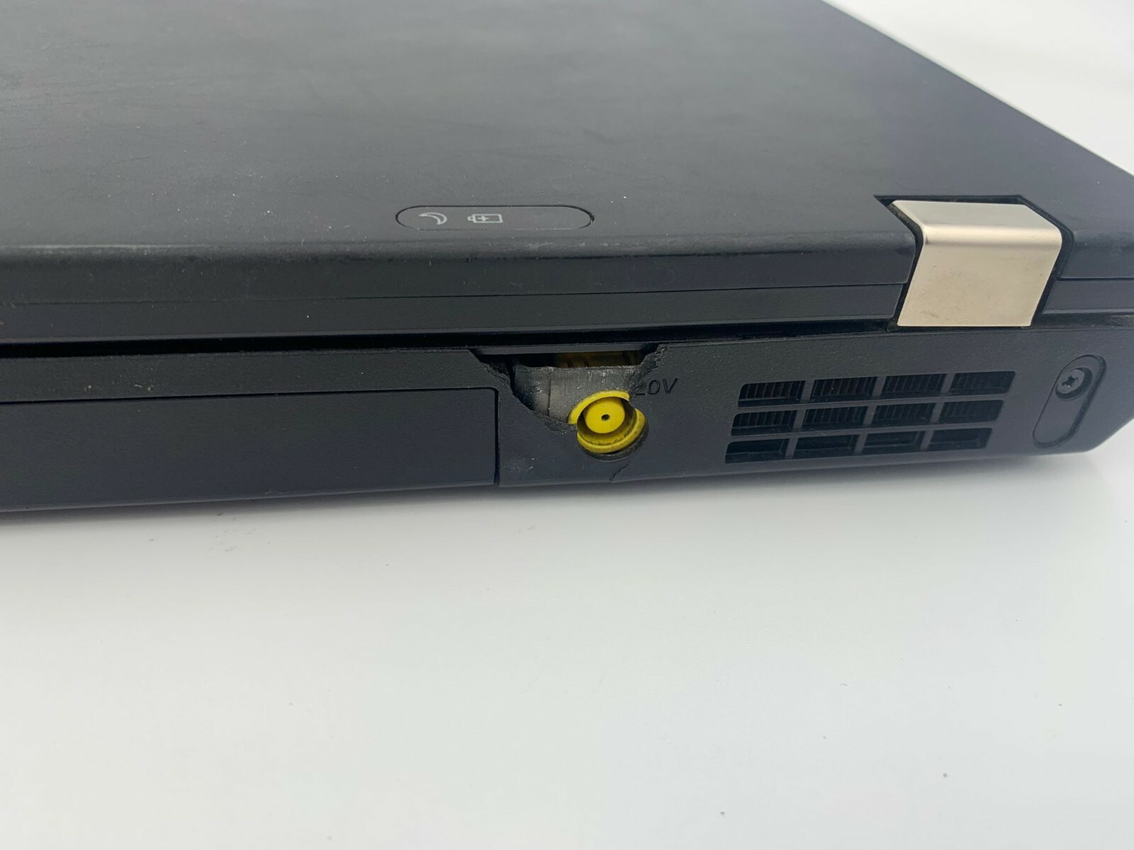 Lenovo Thinkpad T520 #2, 4 GB RAM, 320 GB HDD, Intel Core I7 2da Gen