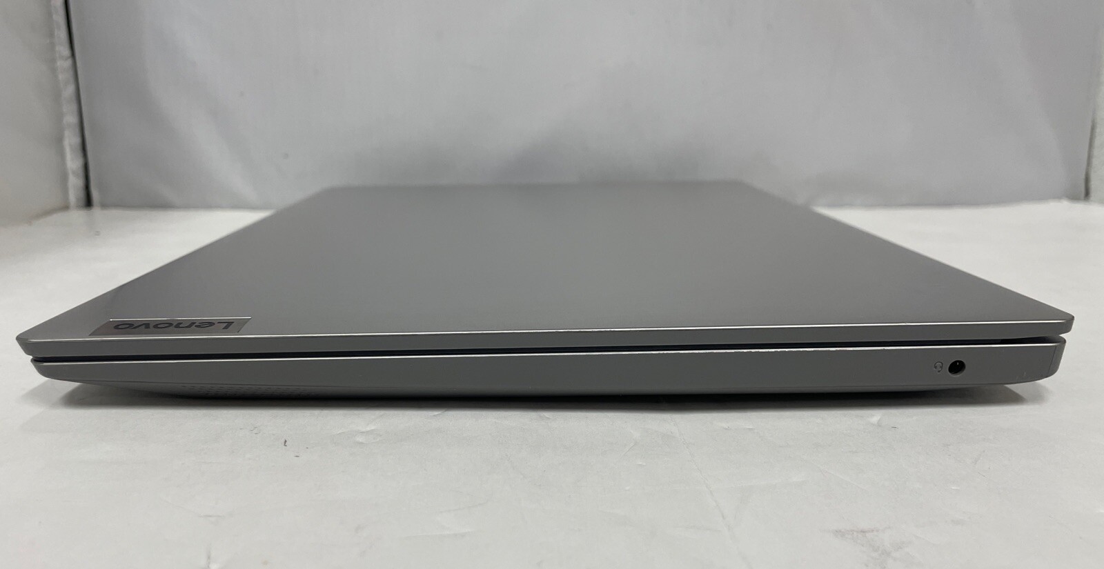 Lenovo IdeaPad Slim 1-14AST-05 AMD A6-9220E 1.6Ghz 4GB 64GBSSD EMMC