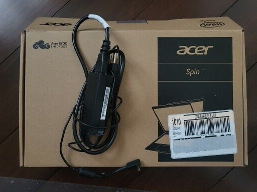 Acer Spin 1 Sp111-31 -4gb mem 32GB SSD Touch Screen/Tablet Boxed with Cord