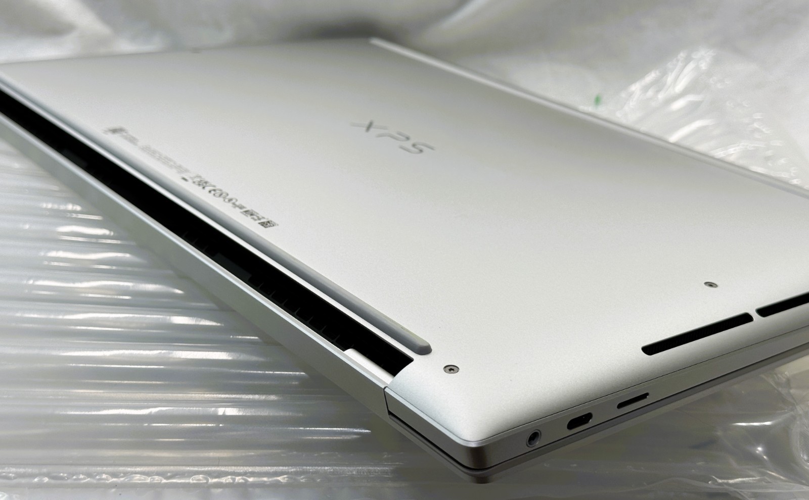 Dell XPS 16 – 9640 OLED ✔Ultra 9 185H ✔2TB 990PRO ✔32GB RAM ✔RTX 4060 8GB ✔ A+