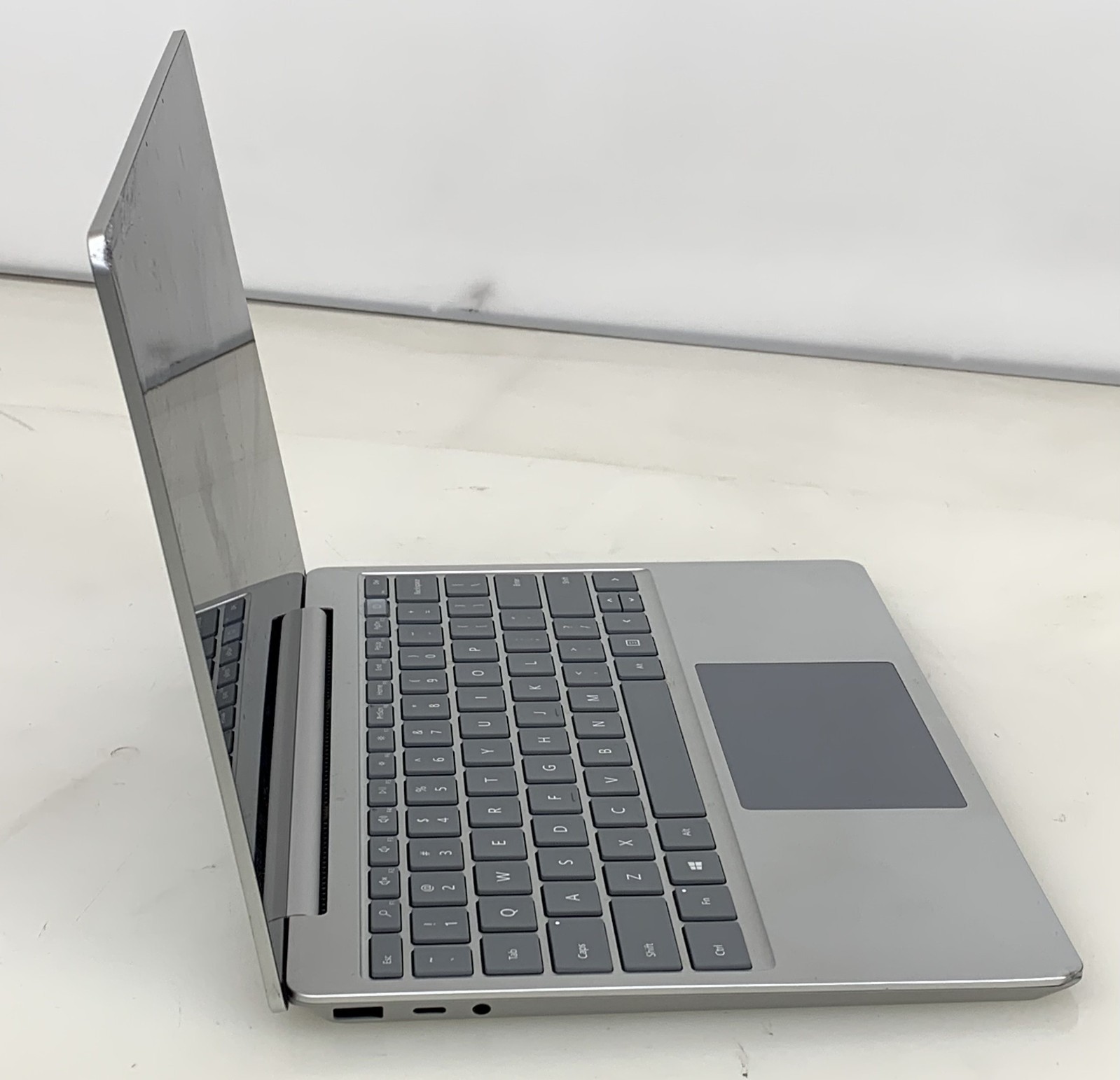 MICROSOFT SURFACE GO 1943 i5-1035G1@1.00GHz 16GB RAM 256GB NVMe W11P W/AC *READ