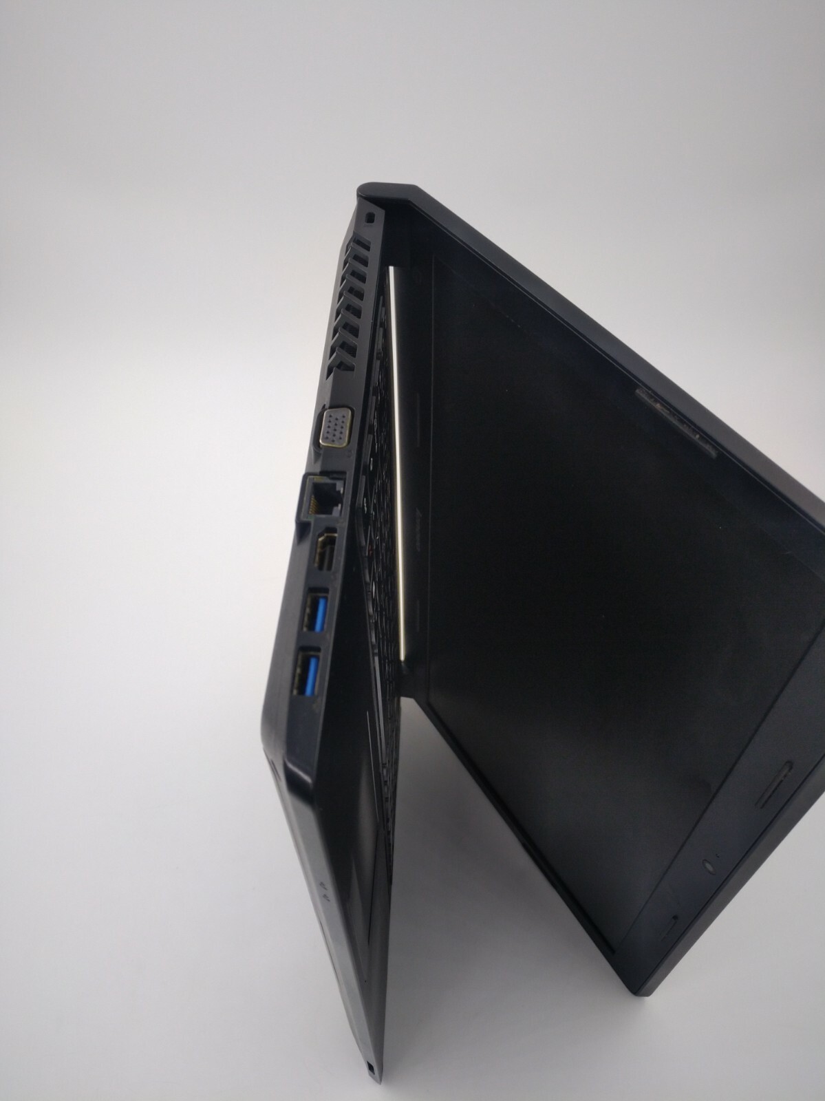 Lenovo B5400, 6 gb ram, 16 gb ssd, 250 gb HDD, Read Please