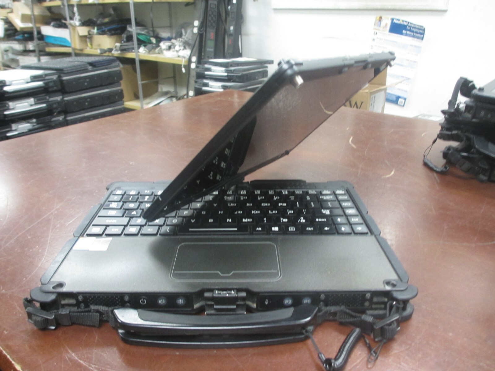 Getac V110 G2 i5 5200U 2.20GHZ 4GB Web-Cam Laptop [NO HDD/CADDY/OS/AC] w/ Pen ##
