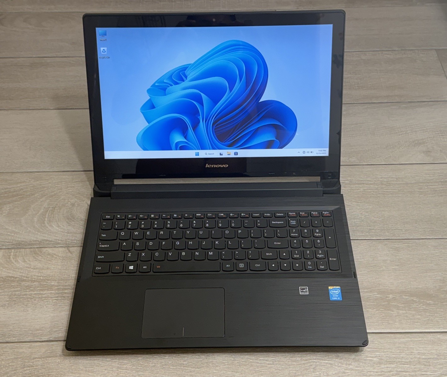 Lenovo Flex 2-15 15.5″ Touch Laptop Core i5-4030U 6GB RAM 500GB HDD Win-11