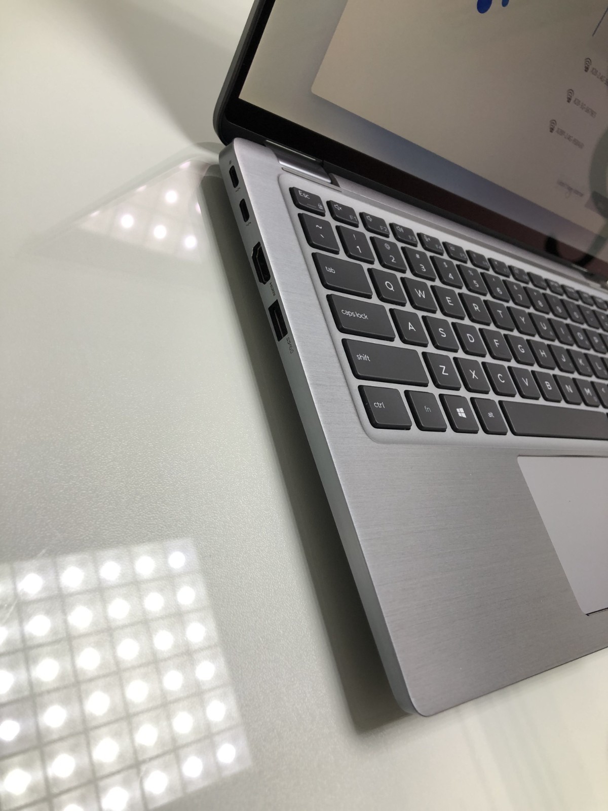 Dell Latitude 9410 2-in-1 i7-10610U 16GB RAM 512GB SSD Touch – Good Condition