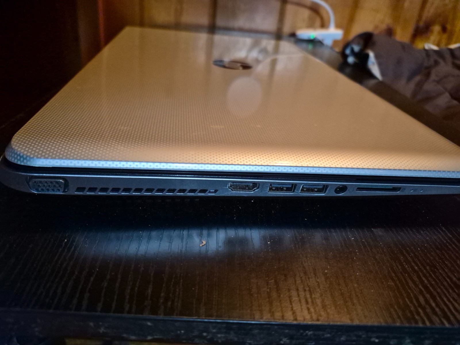 HP PAVILION 17, E110DX 17.3″, 720G HD, 4GRAM, AMD A8-4500 1.9 GHz Quad, Win10