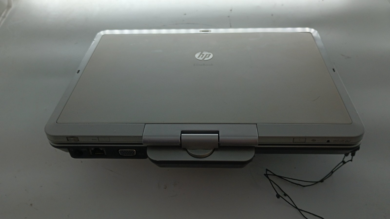 E001 EliteBook 2760p 2in1 w/charger&Stylus.i5-2520M.8GB.320GB HDD.12″Touch.W11
