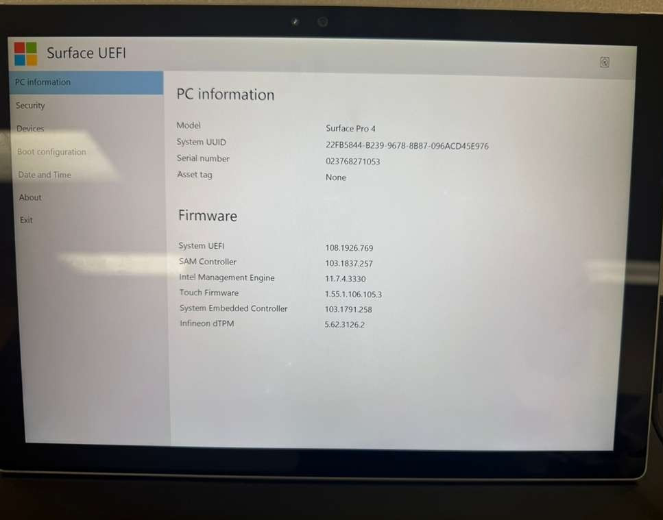 Microsoft Surface Pro 4 1724 12.3″ i7-6650U 16GB RAM 256GB SSD Windows 10 Pro